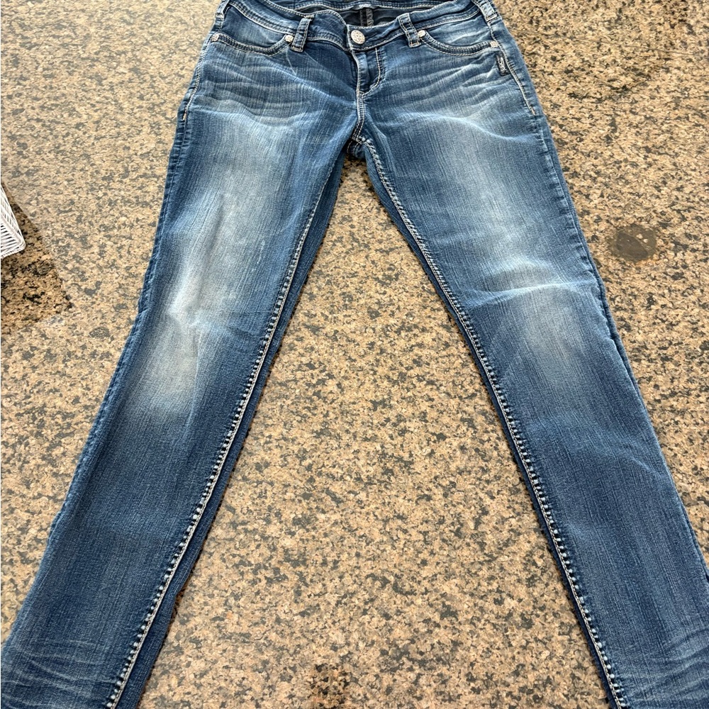 Silver Jeans  Women’s sz 28x31 Suki style